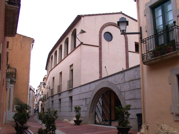 Les Escoles Velles de Begur fan 25 anys