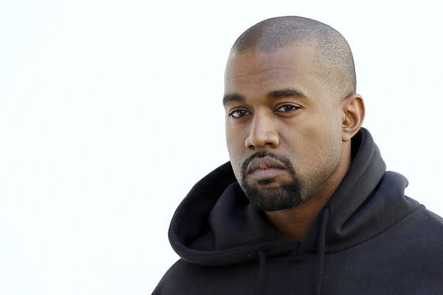 chi-kanye-west-honorary-doctorate-art-institute-20150317-7953bb6df662cdd0ea4dfdd178ada179ccd819c4