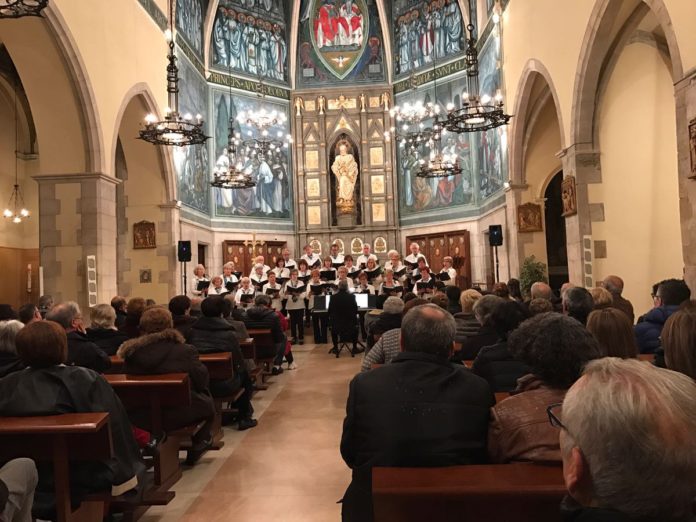Concert refugiats coral de Begur