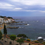 calella de palafrugell amb nuvols
