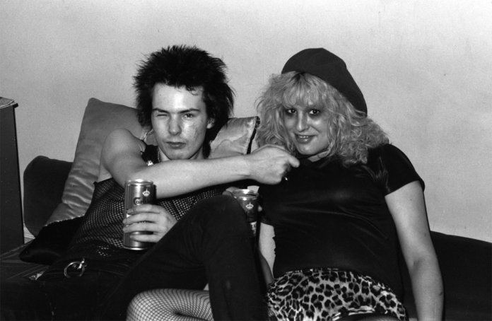 sid-nancy-knife