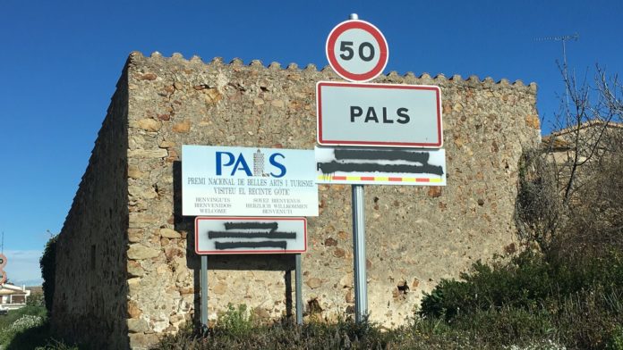 pals cartell municipi independència