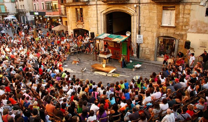 fira circ carrer bisbal