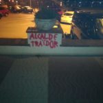 Pintades feixistes al Jardí 1 d'Octubre de Palamós | Imatge del CDR Palamós Calonge