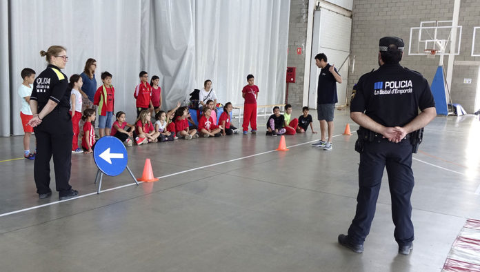 Policia local càncer infantil