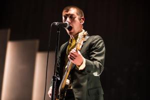 Arctic Monkeys estrenen &lsquo;Anyways&rsquo;, la can&ccedil;&oacute; on Alex Turner toca tots els instruments