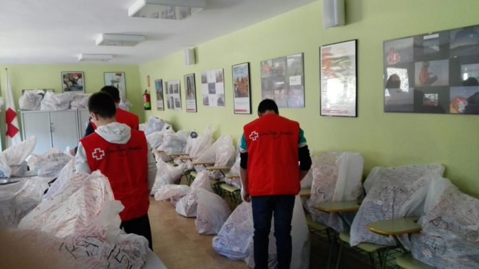 Voluntaris amb les joguines recollides Recollida de Joguines