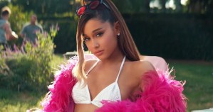 Ariana Grande rebenta r&egrave;cords amb &lsquo;thank u, next&rsquo;