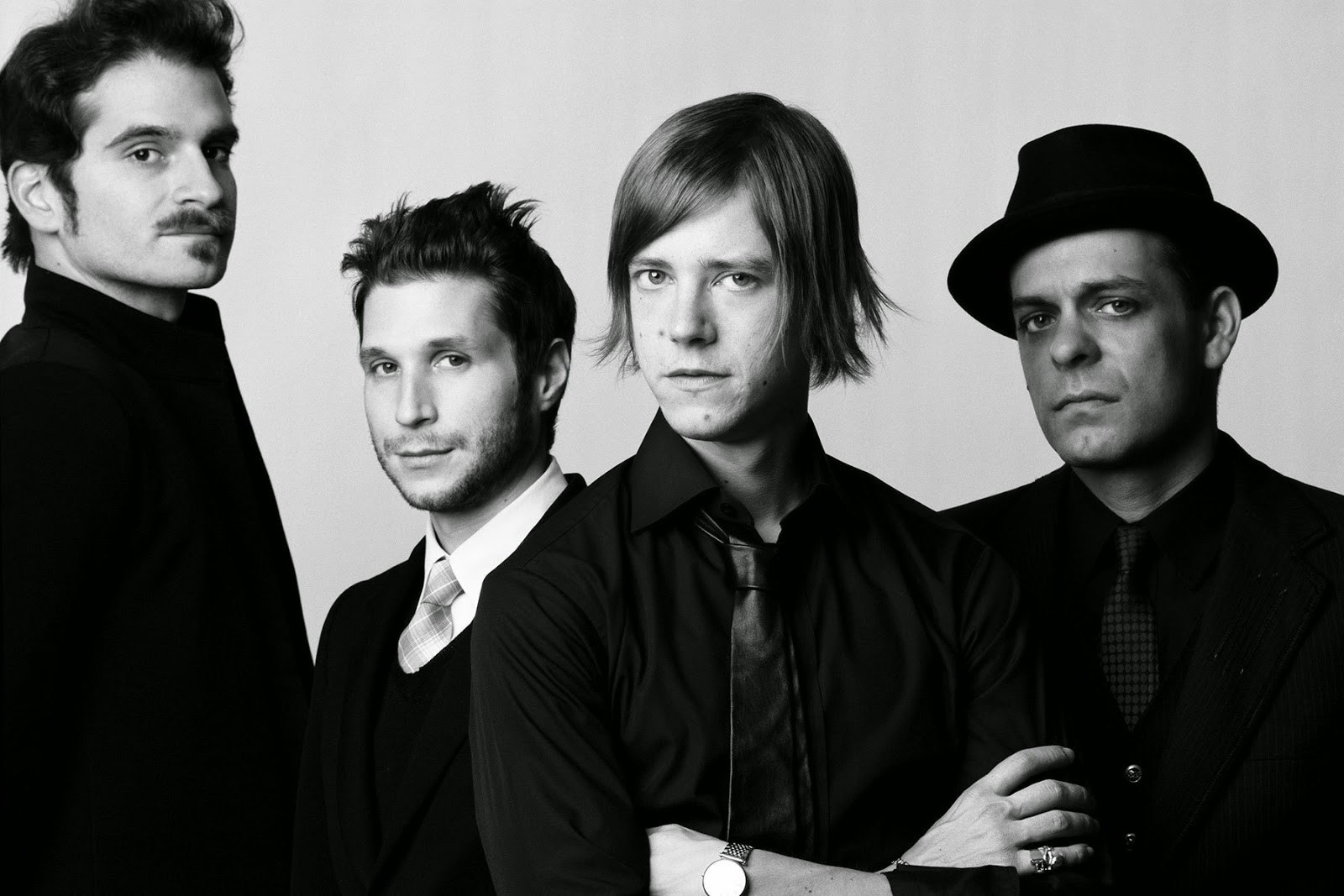 Interpol publicaran disc el 17 de maig