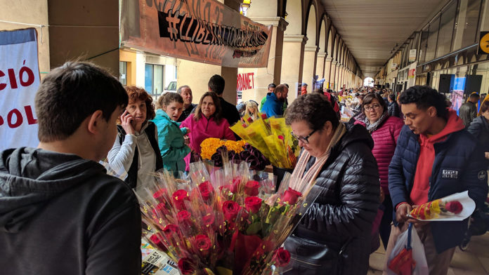 Sant Jordi 2019 Diada de Sant Jordi 2019 a la Bisbal d'Empordà - Manel Magrinyà