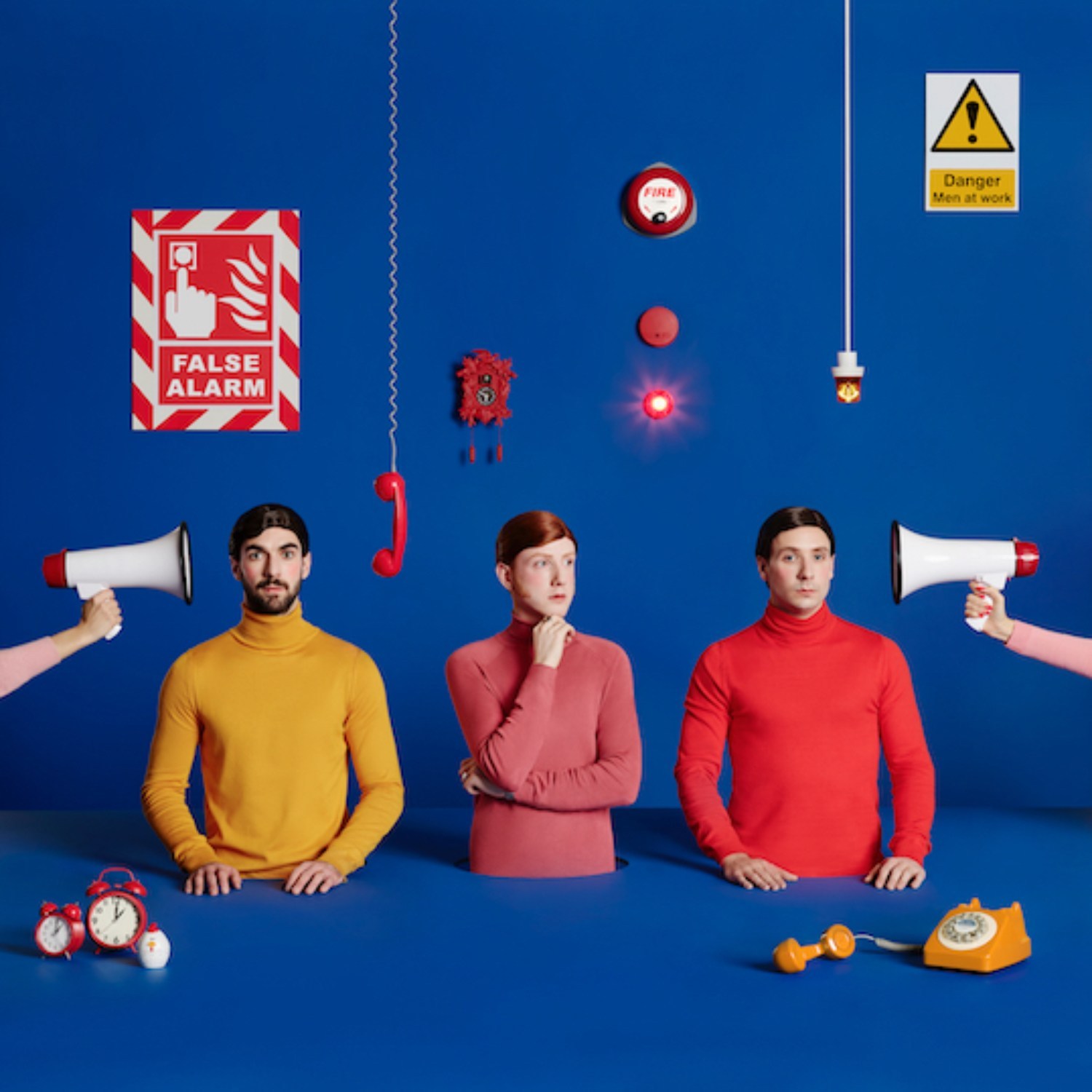 Two Door Cinema Club publicaran &ldquo;False Alarm&rdquo; el 14 de juny i estrenen &lsquo;Satellite&rsquo;