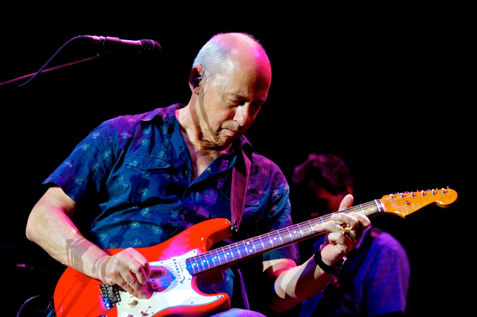 Mark Knopfler anuncia que deixa els escenaris durant el concert de Barcelona