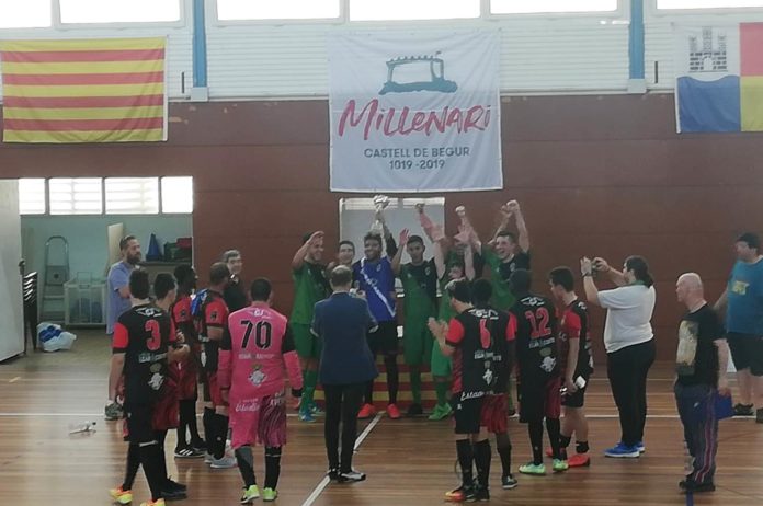 privat:-el-ripoll-b,-campio-de-la-copa-girona-de-futbol-sala-celebrat-a-begur