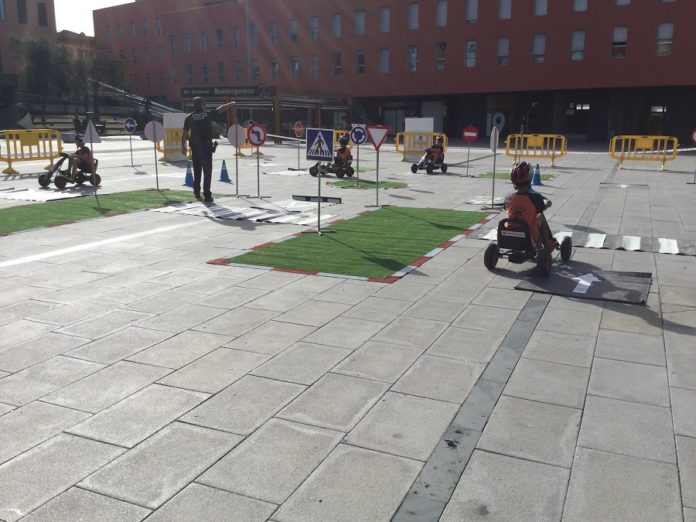 privat:-la-policia-local-organitza-un-parc-infantil-de-transit