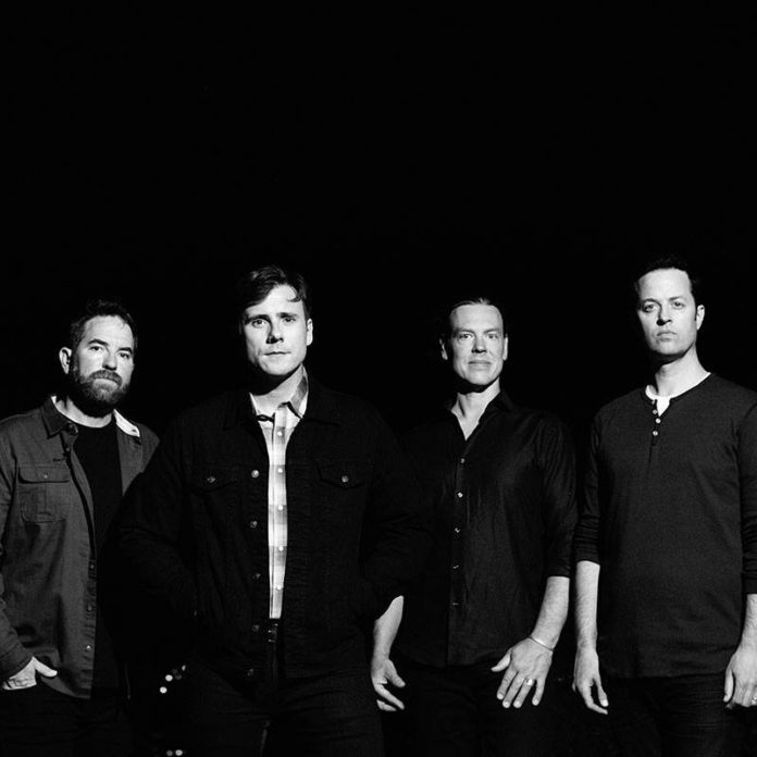 jimmy-eat-world-anuncia-el-seu-nou-disc-“surviving”