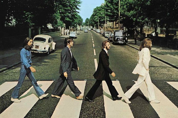 novetats-de-la-setmana:-the-beatles,-noel-gallagher,-la-pegatina,-scouting-for-girls