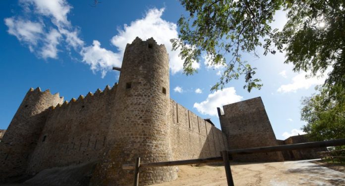Castell de Calonge / Jordi Mas