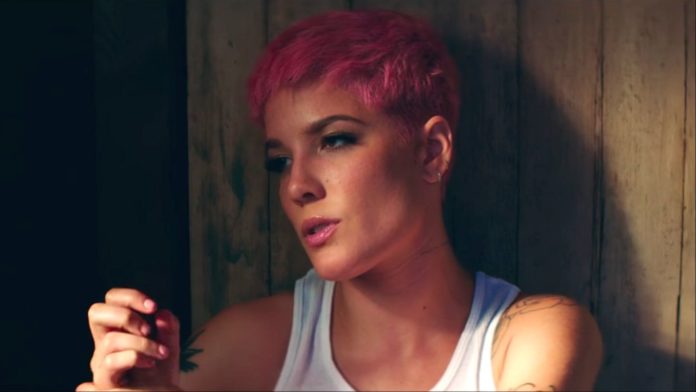 halsey-celebra-el-seu-aniversari-estrenant-‘clementine’
