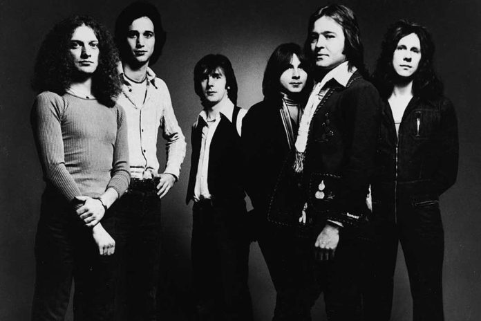 lou-gramm-haura-de-fer-un-pas-al-costat-durant-la-gira-de-foreigner