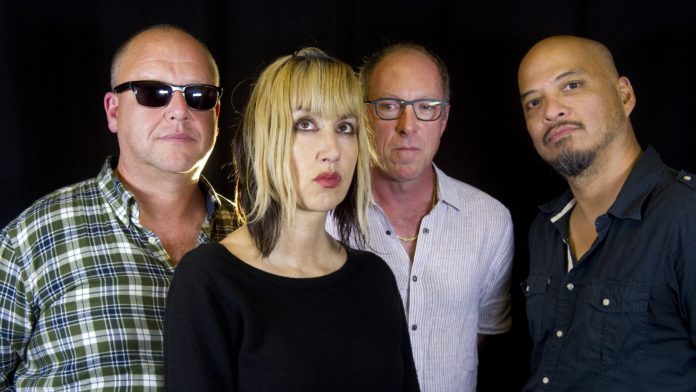 mor-als-56-anys-kim-shattuck,-baixista-de-the-muffs-i-dels-pixies