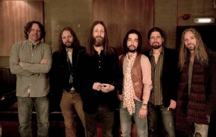 the-black-crowes-tornen-als-escenaris-al-2020