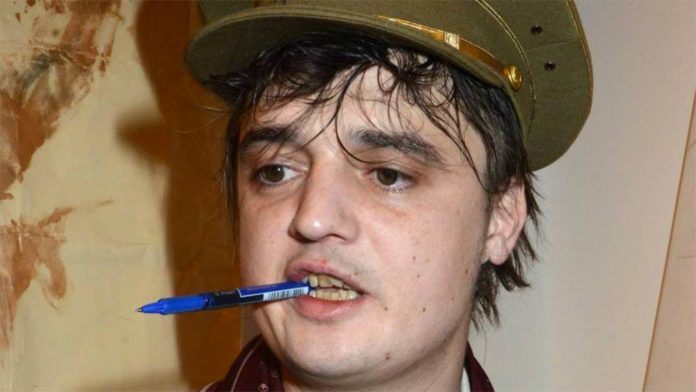 pete-doherty-arrestat-dues-vegades-en-48-hores-per-possessio-de-drogues