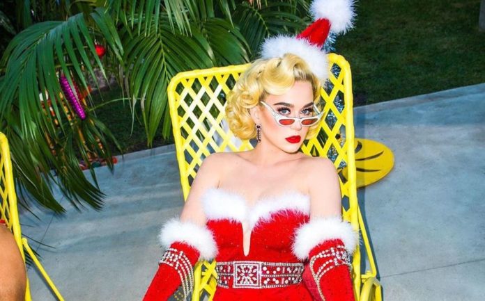 katy-perry-presenta-el-video-de-‘cozy-little-christmas’-un-any-despres-de-la-seva-estrena katy-perry-presenta-el-video-de-‘cozy-little-christmas’-un-any-despres-de-la-seva-estrena