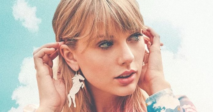taylor-swift-estrena-‘christmas-tree-farm’ taylor-swift-estrena-‘christmas-tree-farm’