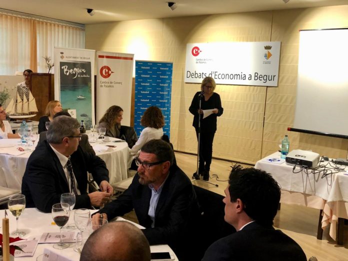 privat:-una-cinquantena-d’empresaris-de-la-comarca-es-donen-cita-als-debats-d’economia-de-begur privat:-una-cinquantena-d’empresaris-de-la-comarca-es-donen-cita-als-debats-d’economia-de-begur