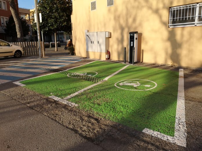 Places de vehicles elèctrics a Palamós | Imatge de l'Ajuntament de Palamós