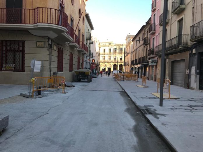 obres carrer ample la bisbal d'empordà
