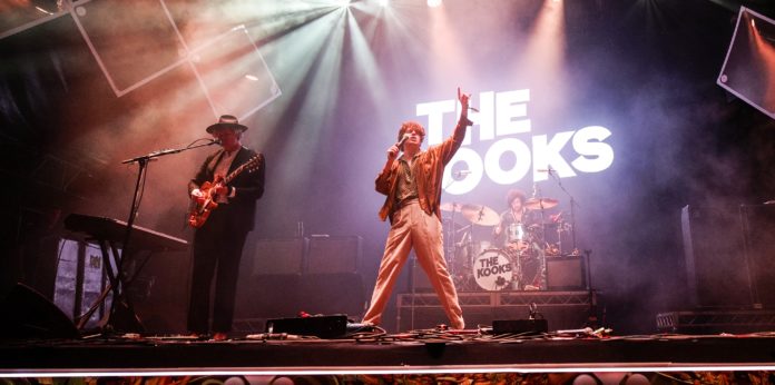 the-kooks-publiquen-un-disc-amb-cancons-descartades