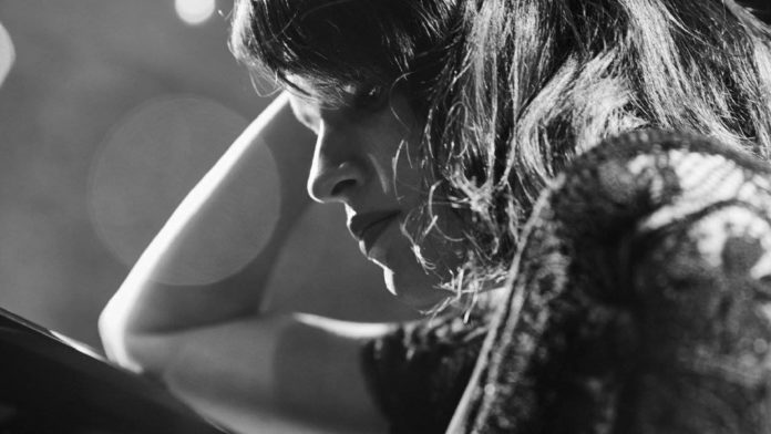 norah-jones-estrena-‘how-i-weep’
