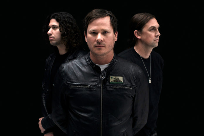 angels-&-airwaves-comparteixen-‘all-that’s-left-is-love’