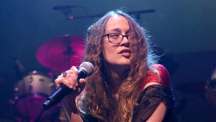 fiona-apple-publica-el-disc-“fetch-the-bolt-cutters” fiona-apple-publica-el-disc-“fetch-the-bolt-cutters”