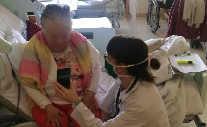 Videotrucades des de Palamós Gent Gran pel coronavirus | Imatge cedida a Ràdio Capital de l'Empordà