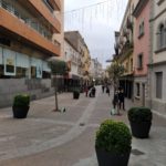 privat:-palafrugell-instal•la-fil-musical-al-centre-comercial-de-la-vila