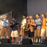 oques-grasses-diuen-‘bye-bye’-a-la-pluja-al-festival-strenes-de-girona