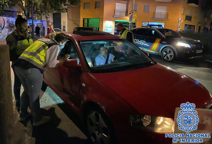 Policia Nacional en controls a Sant Feliu de Guíxols - Agost 2021 - Imatge de la Policia Nacional