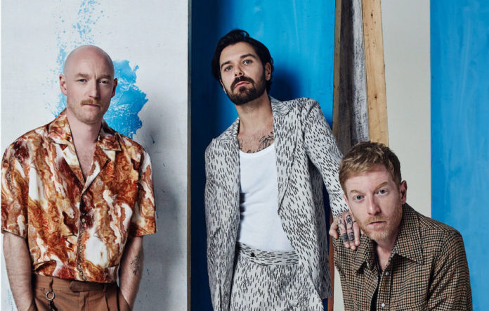 biffy-clyro-estrenen-‘a-hunger-in-your-haunt’ biffy-clyro-estrenen-‘a-hunger-in-your-haunt’