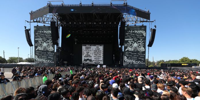 8-morts-i-mes-de-300-ferits-al-festival-astroworld