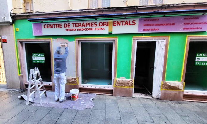 privat:-aparadora’m:-l’ajuntament-engega-una-prova-pilot-en-diversos-locals-comercials-buits-per-dinamitzar-el-comerc-de-la-ciutat
