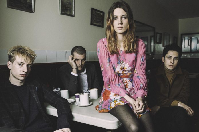 wolf-alice-posposa-el-concert-de-barcelona-per-la-covid