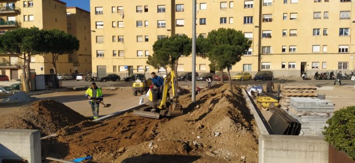 privat:-comencen-les-obres-de-millora-de-l’aparcament-situat-a-l’entorn-del-centre-municipal-d’educacio privat:-comencen-les-obres-de-millora-de-l’aparcament-situat-a-l’entorn-del-centre-municipal-d’educacio