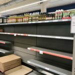 La venda d'oli de gira-sol està limitada als supermercats del Baix Empordà (per Gerard Escaich Folch)