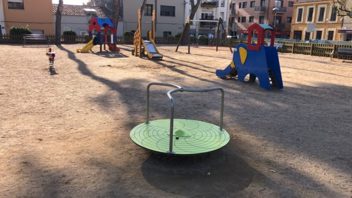 privat:-installacio-d’un-nou-joc-infantil-al-camp-d’en-prats privat:-installacio-d’un-nou-joc-infantil-al-camp-d’en-prats