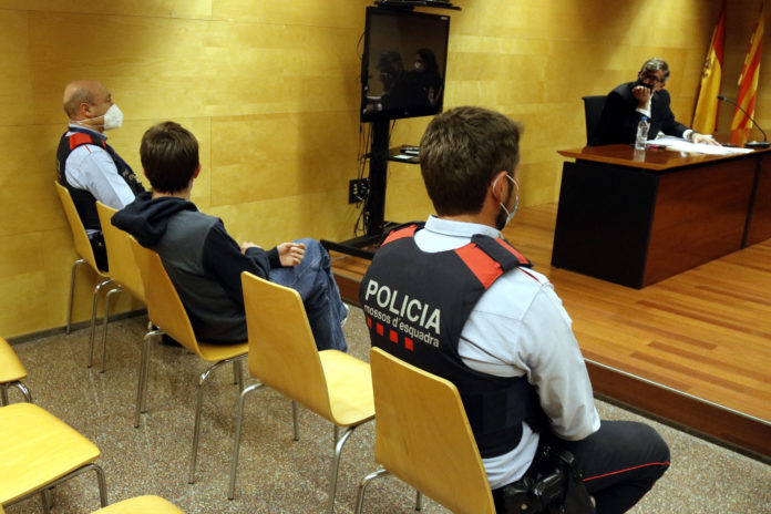 L'acusat d'intentar matar la companya de pis a Palamós Data de publicació: dilluns 04 d’abril del 2022, 13:21 Localització: Girona Autor: Xavier Pi