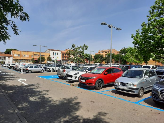 privat:-l’aparcament-del-casal-passara-a-ser-de-rotacio