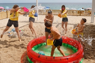 privat:-miniclub-d’estiu-a-la-platja-gran privat:-miniclub-d’estiu-a-la-platja-gran