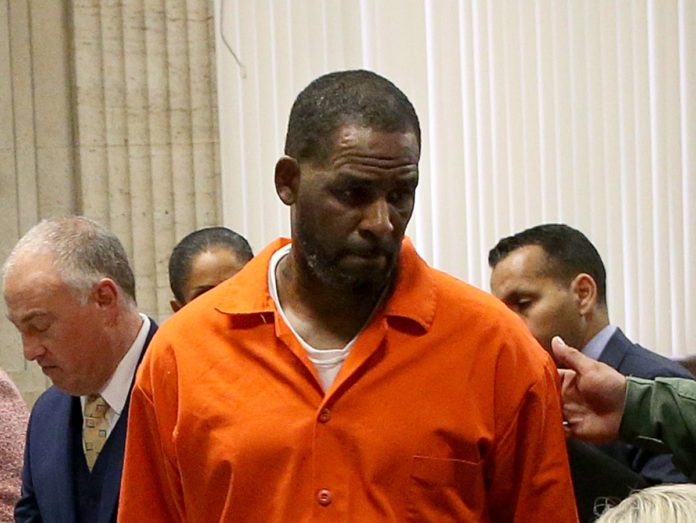 el-music-r.-kelly-sentenciat-a-30-anys-de-preso-per-abusar-sexualment-de-diverses-dones el-music-r.-kelly-sentenciat-a-30-anys-de-preso-per-abusar-sexualment-de-diverses-dones